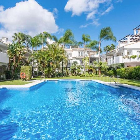 4 Bed House With Pool Walk To Puerto Banus Fast Internet Villa Marbella Kültér fotó